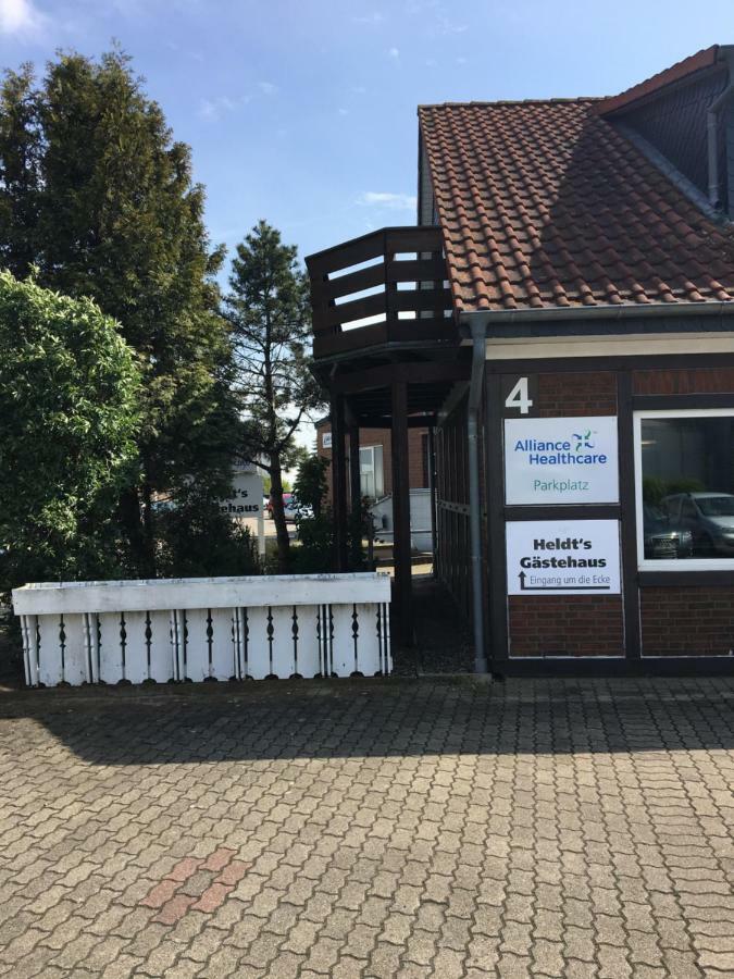 Heldt'S Gastehaus Hotel Harsum Exterior foto